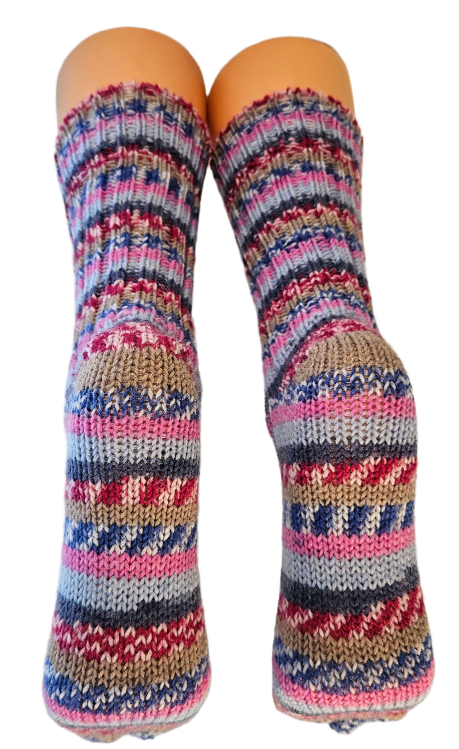 №S028. Handmade Wool socks. (RTS)