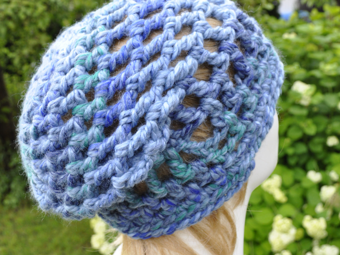 Crochet slouch beanie for women